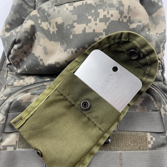 Camelbak Maximum Gear Digital Camo Hydration Backpack With Bladder Hiking Bag - Picture 9 of 14